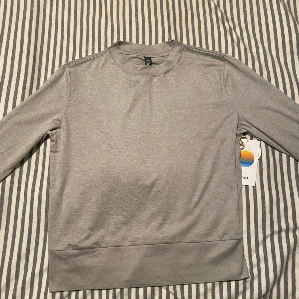 Long Sleeve Vuori Top